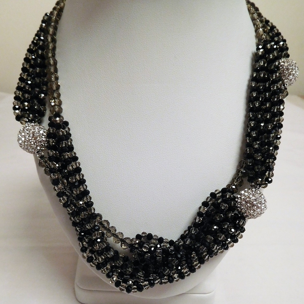 📿2/$30📿Kathy Levine 36" Black and White Crystal Necklace